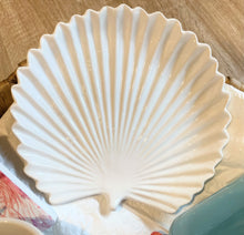Load image into Gallery viewer, Coastal Home Ocean Flower Gift Basket Hamptons Hamper Large
